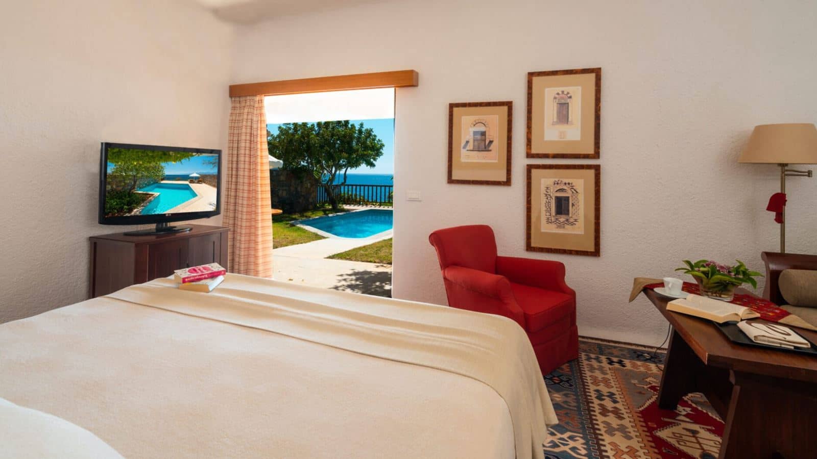 rooms-deluxe-bungalow-sea-view-private-pool