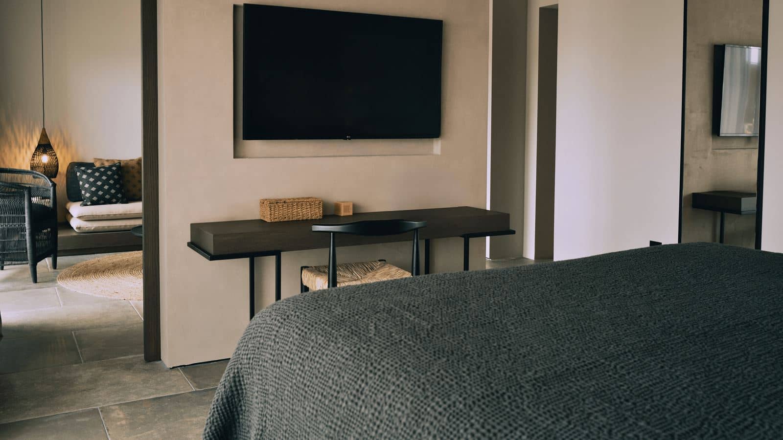 rooms-1-bedroom-island-suite-sea-view