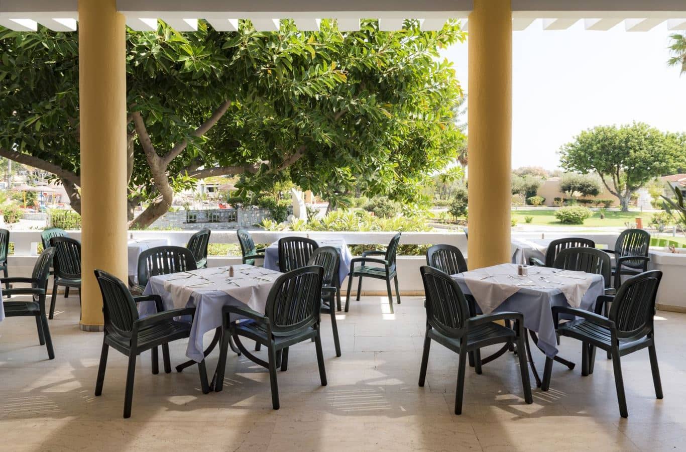 restaurants-pool-restaurant