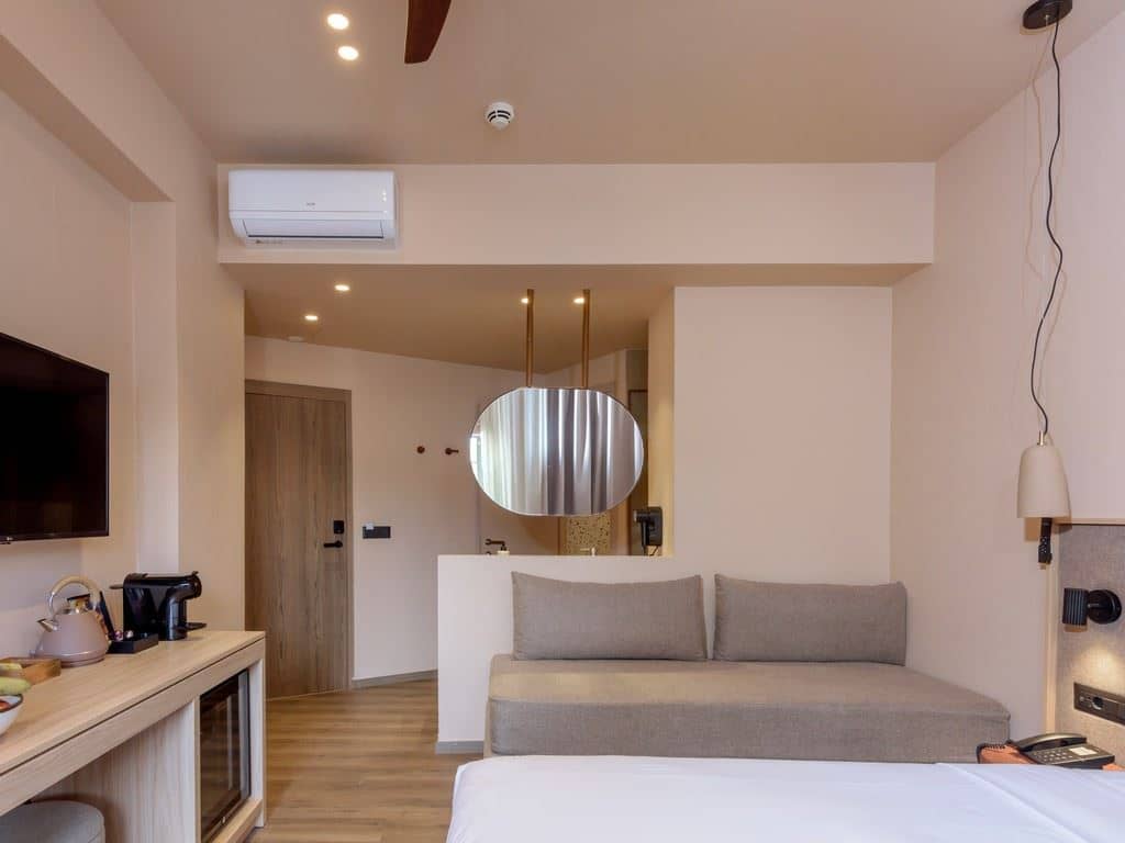 rooms-room-premium-double-balcony-or-terrace