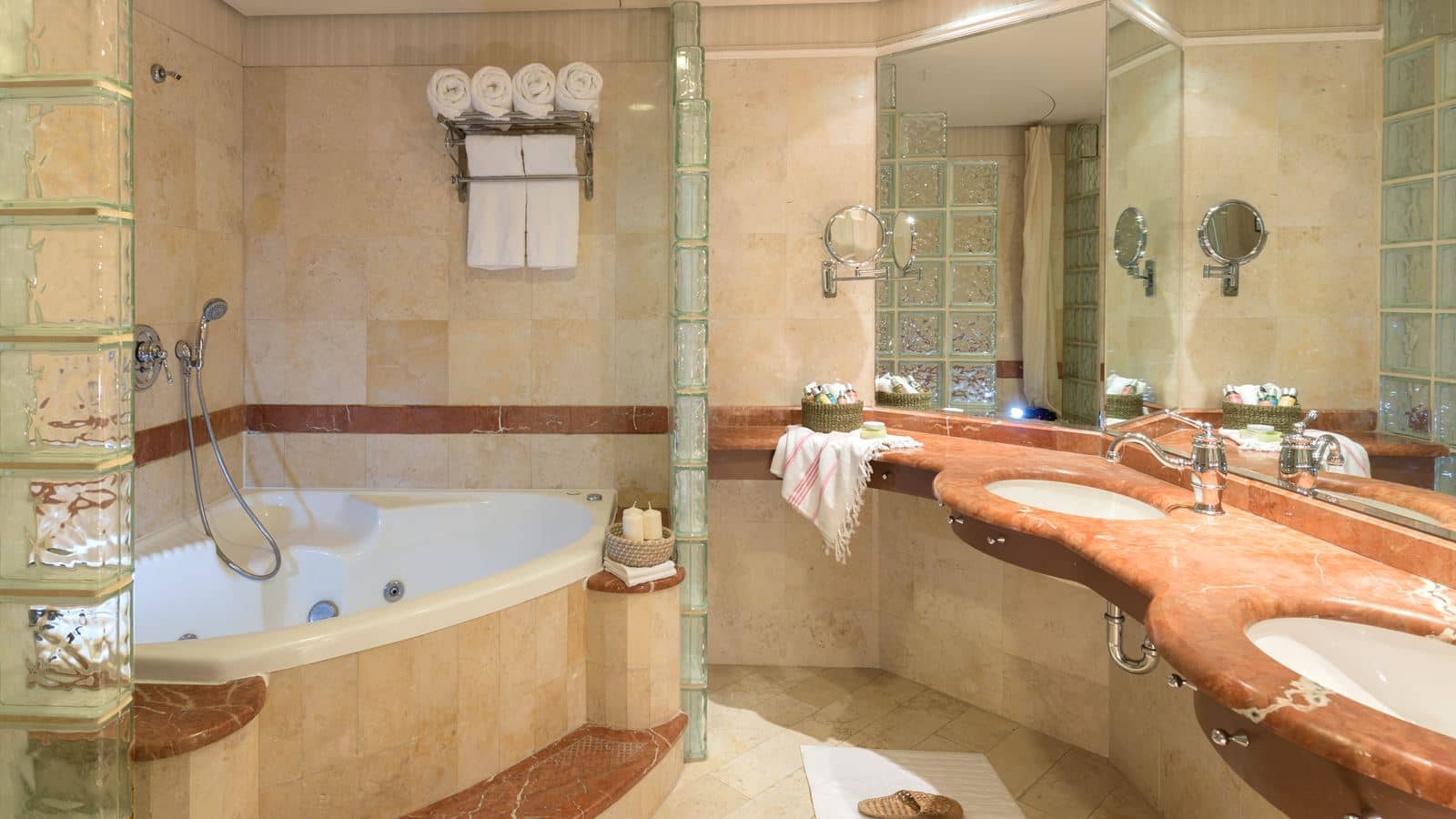 rooms-vitalis-suite