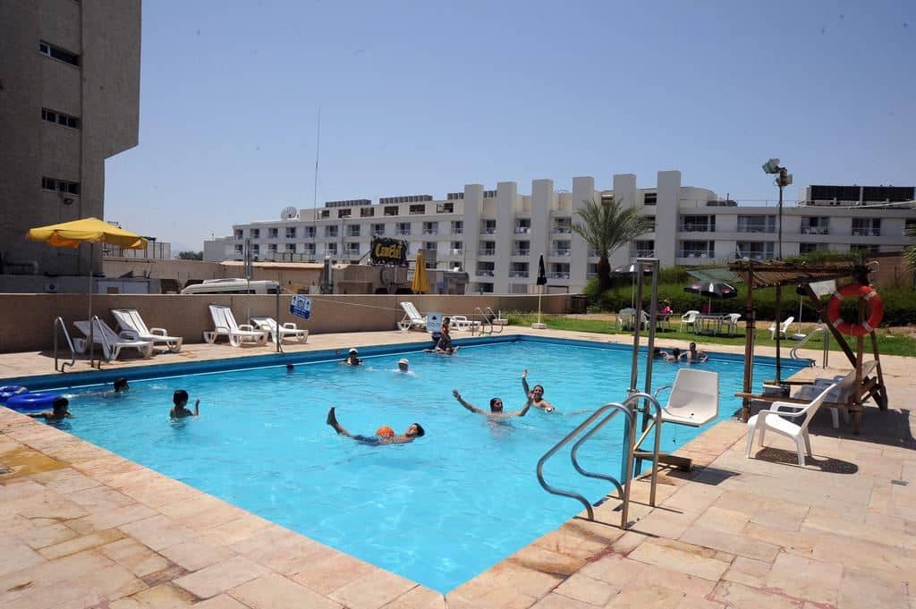 pools-outdoor-pool