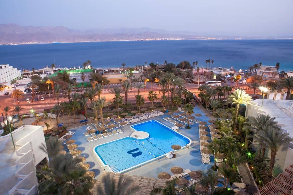 pools-outdoor-pool