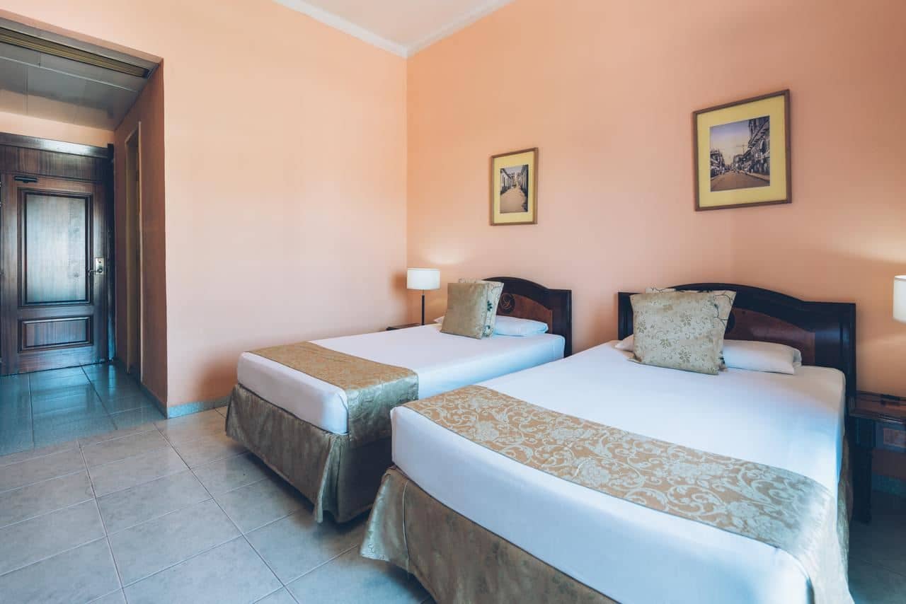 rooms-double-room