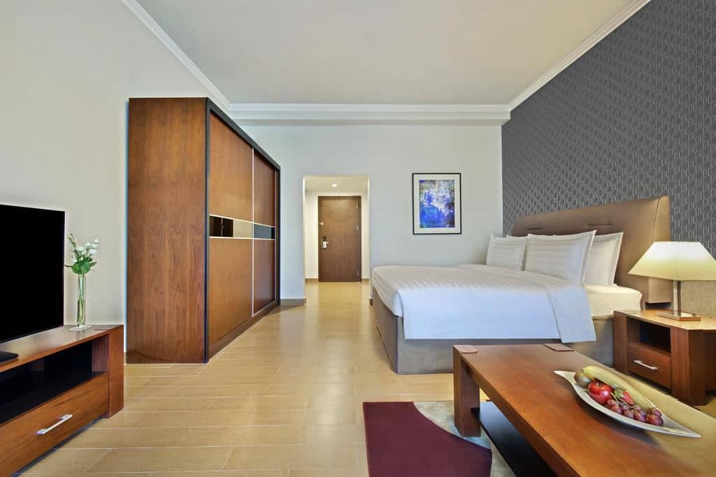 rooms-executive-studio