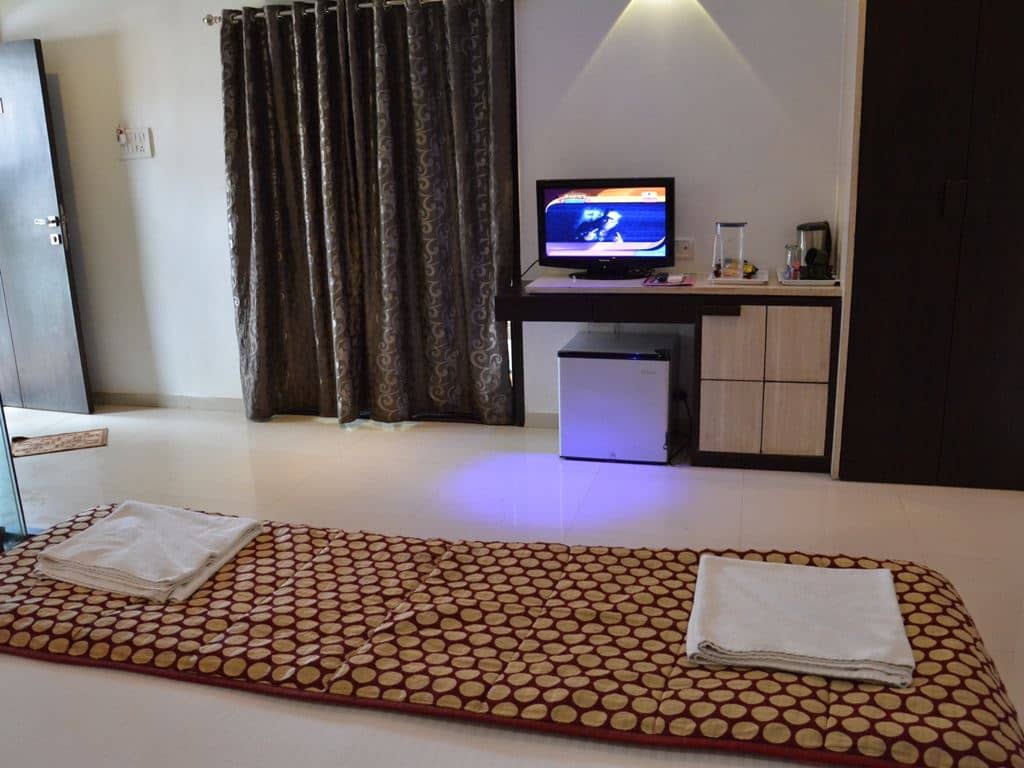 rooms-standard-room