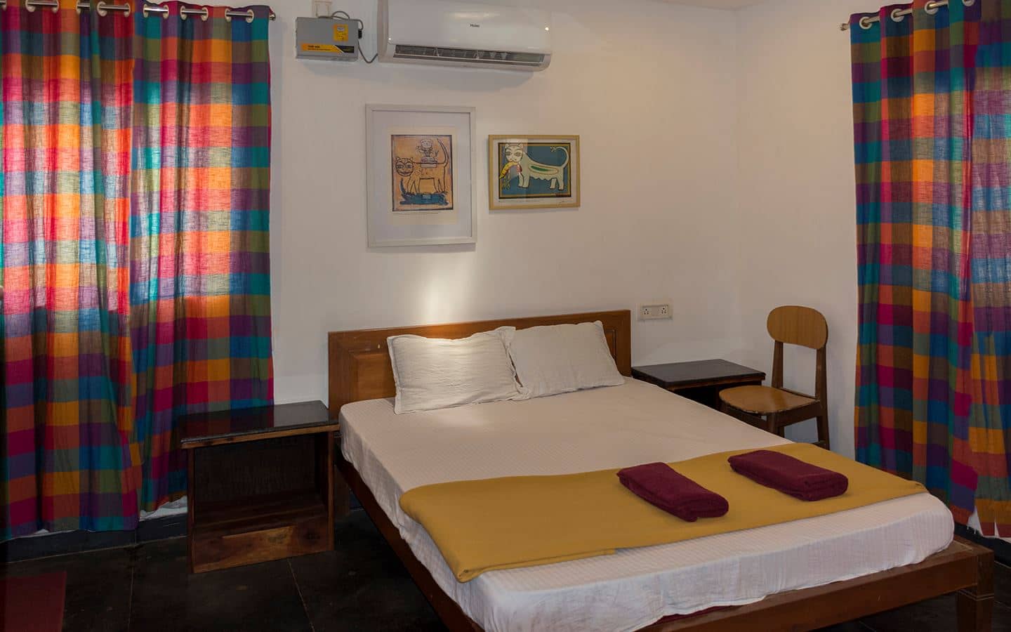 rooms-deluxe-room