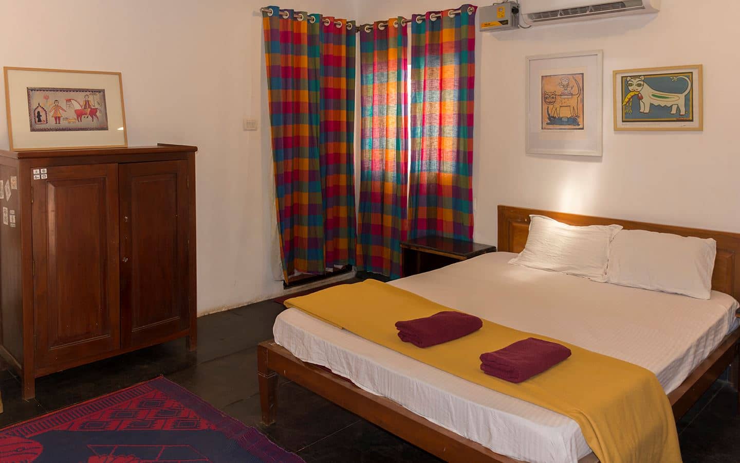 rooms-deluxe-room