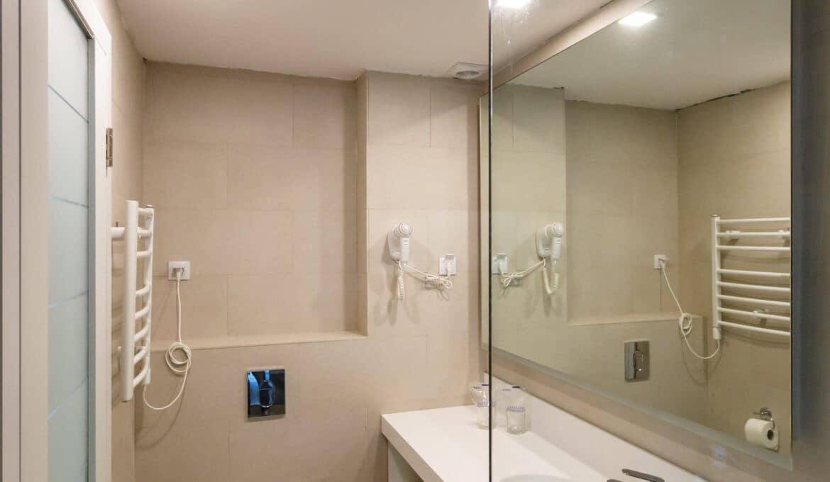 rooms-double-room-mountain-view