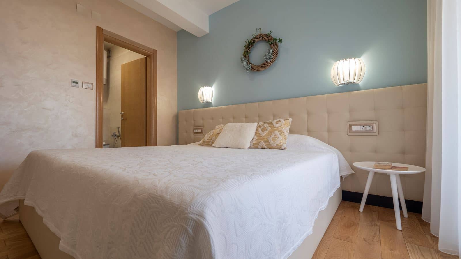 rooms-king-suite