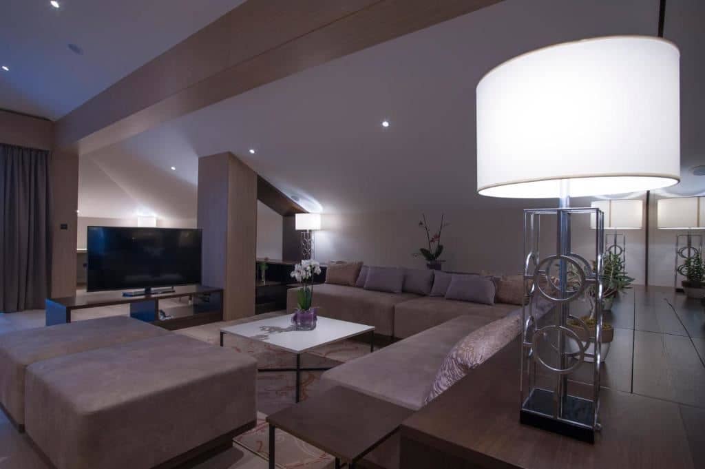 rooms-deluxe-apartment