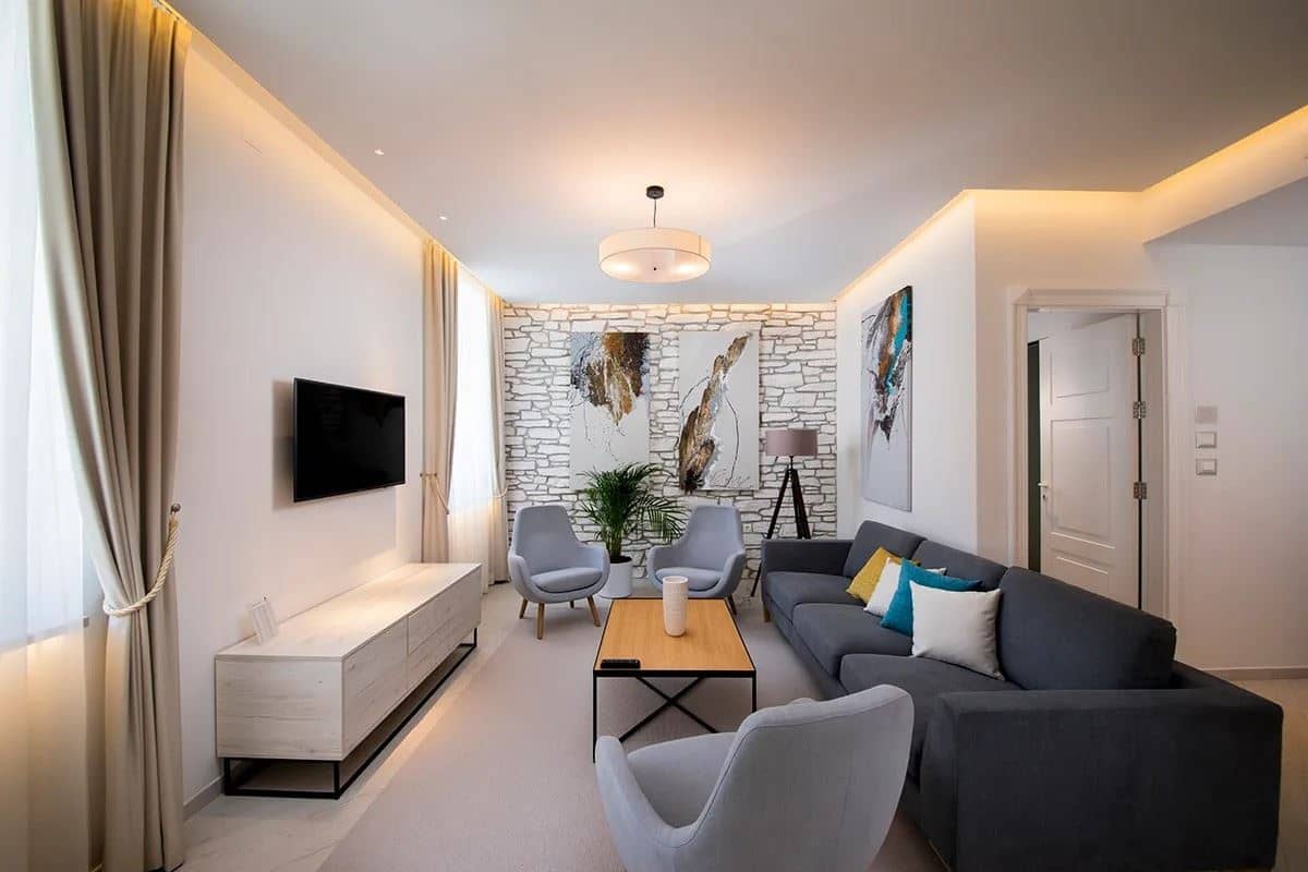 rooms-exclusive-suite-historical-building