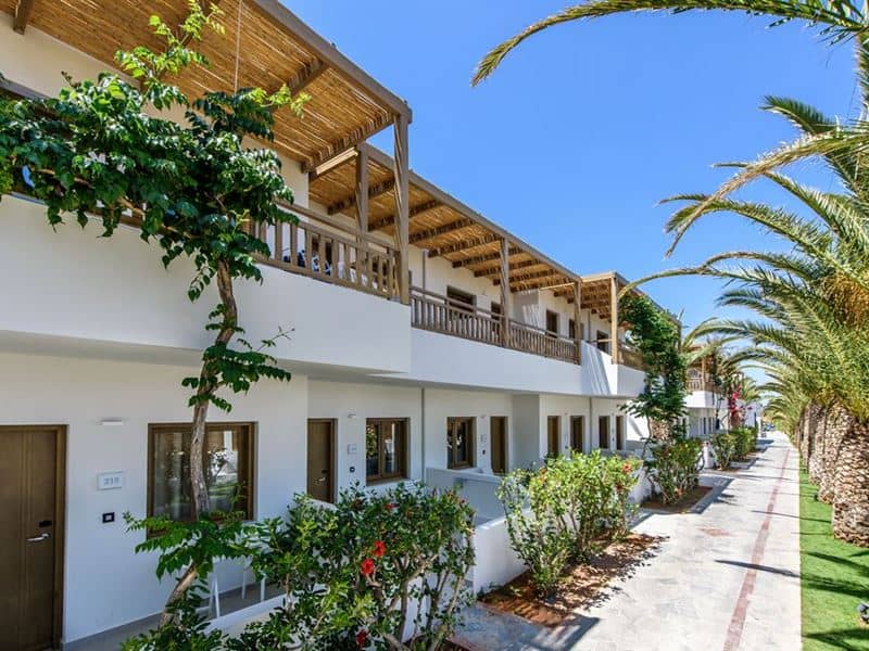 STELLA VILLAGE SEASIDE HOTEL - Üldist