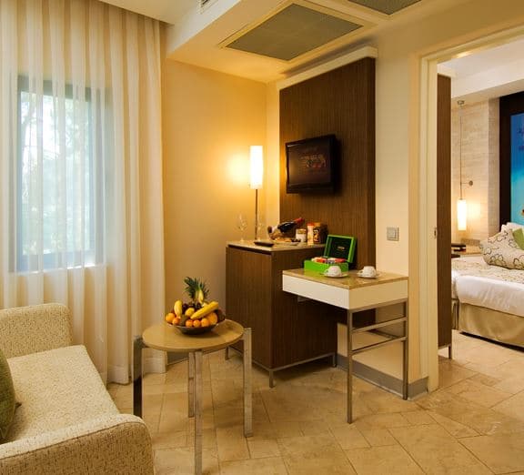 FAMILY CLUB SUITE Toad