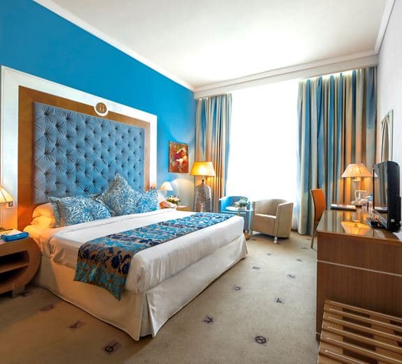 EXECUTIVE SUITE CITY VIEW Toad