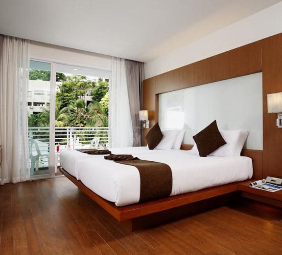 DELUXE ROOM (AVENUE WING) Toad