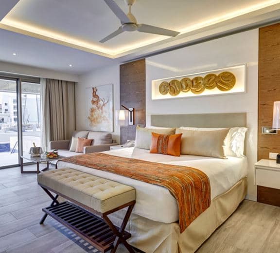 LUXURY JUNIOR SUITE SWIM OUT Toad