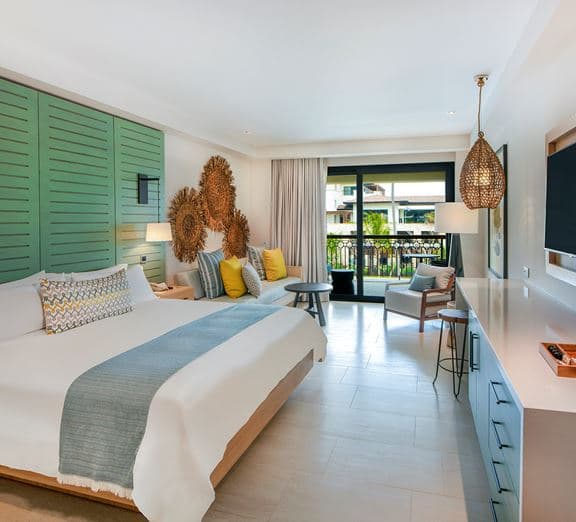 RESORT KING - TROPICAL JUNIOR SUITE Toad