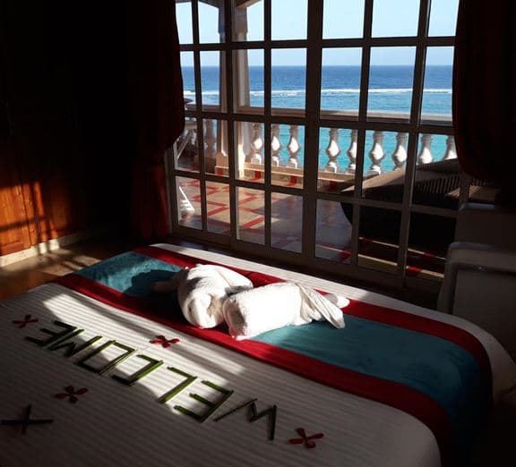 TWO BEDROOM APARTMENT WITH SEA VIEW Toad