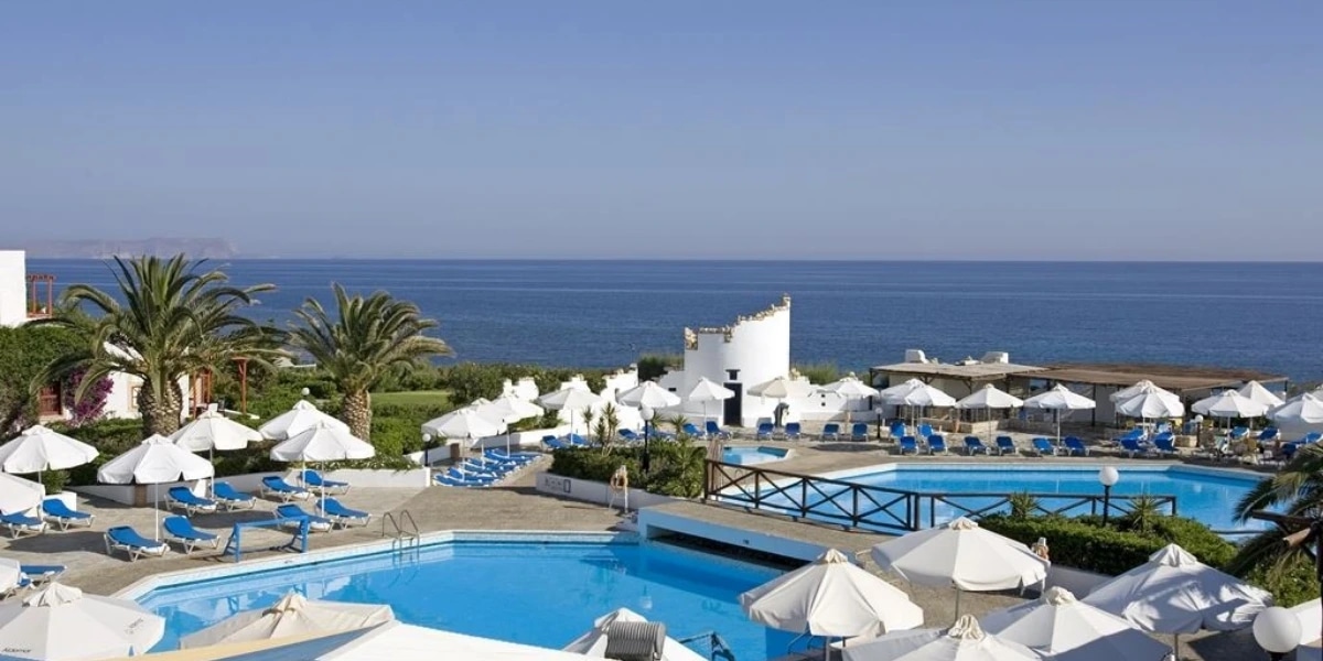 10 parimat hotelli Kreekas 2026. aastal | Coral Travel