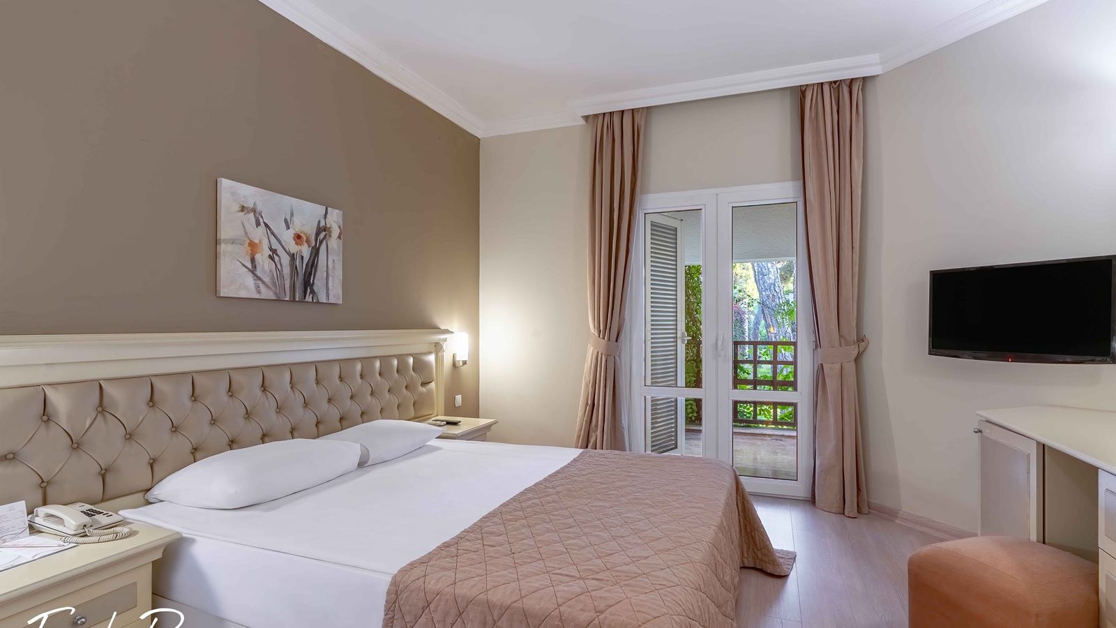 rooms-family-room