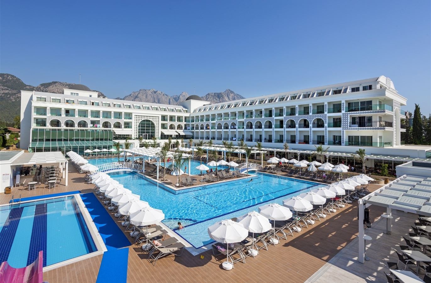 pools-outdoor-pool