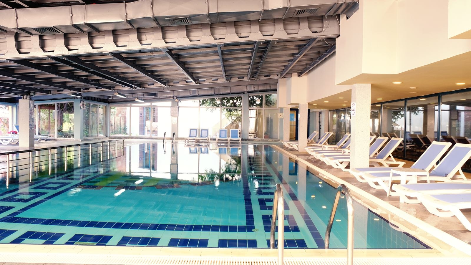 pools-indoor-pool