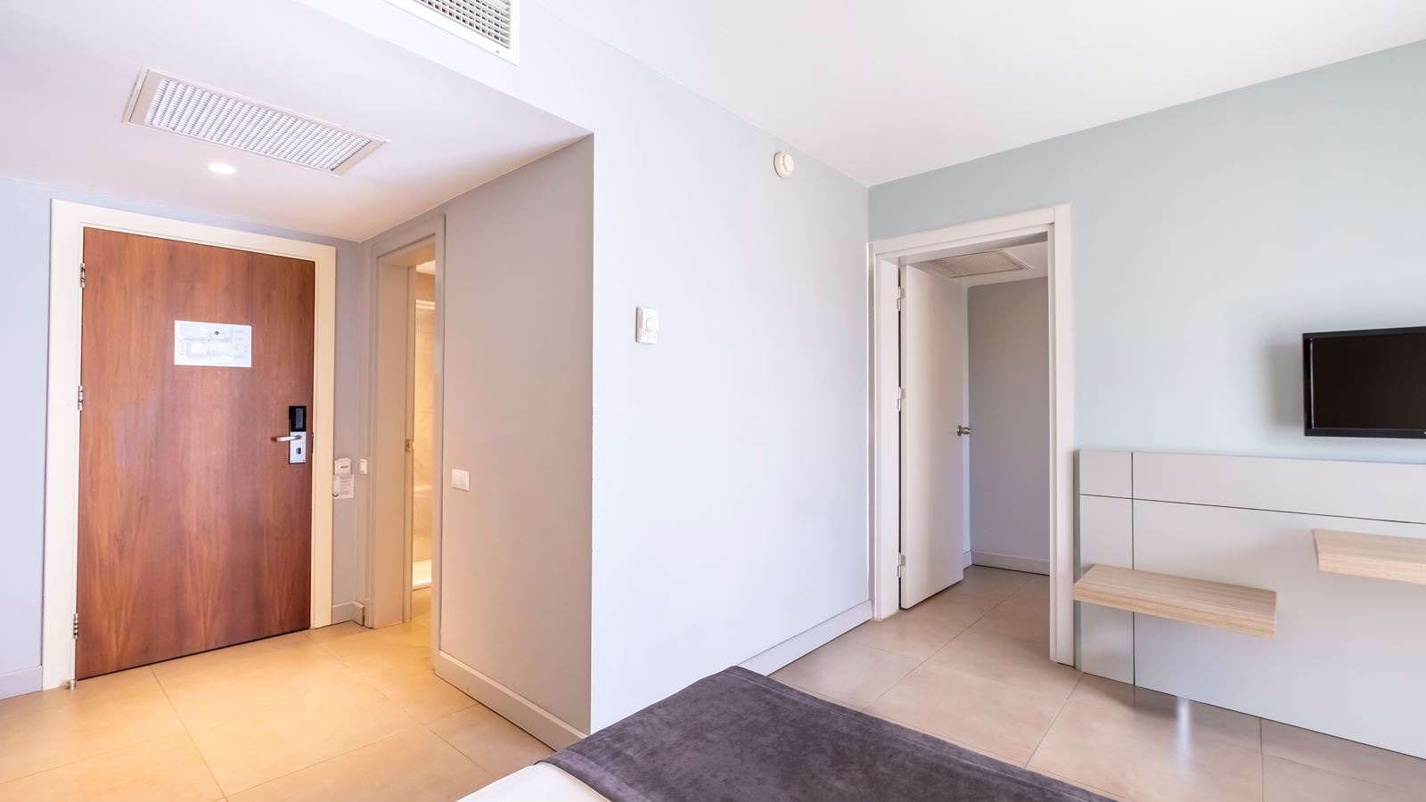 rooms-family-room
