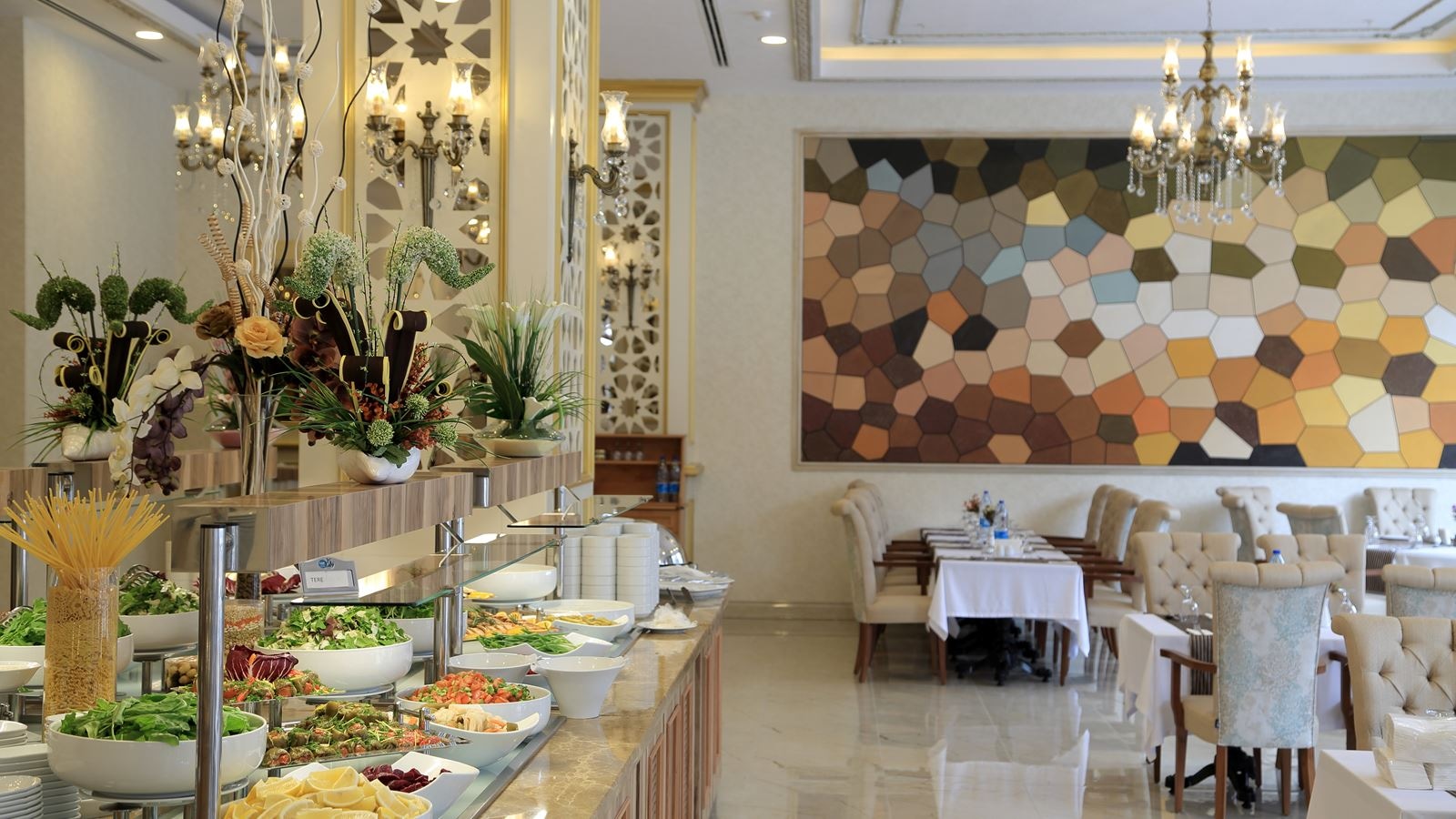 restaurants-restaurant