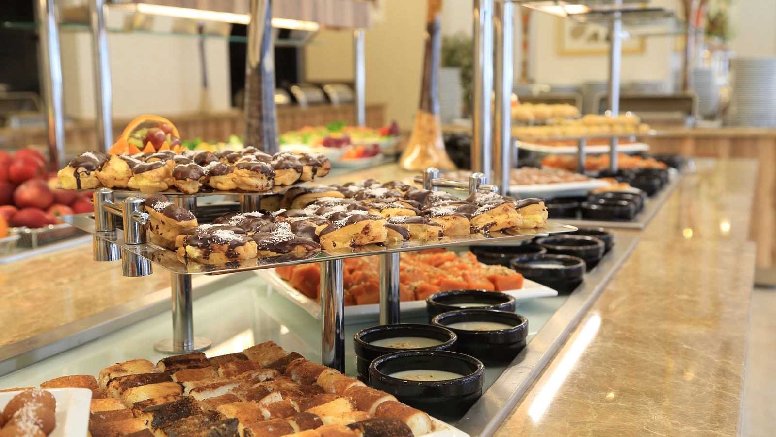 restaurants-restaurant