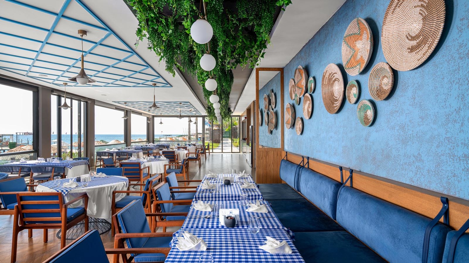 restaurants-more