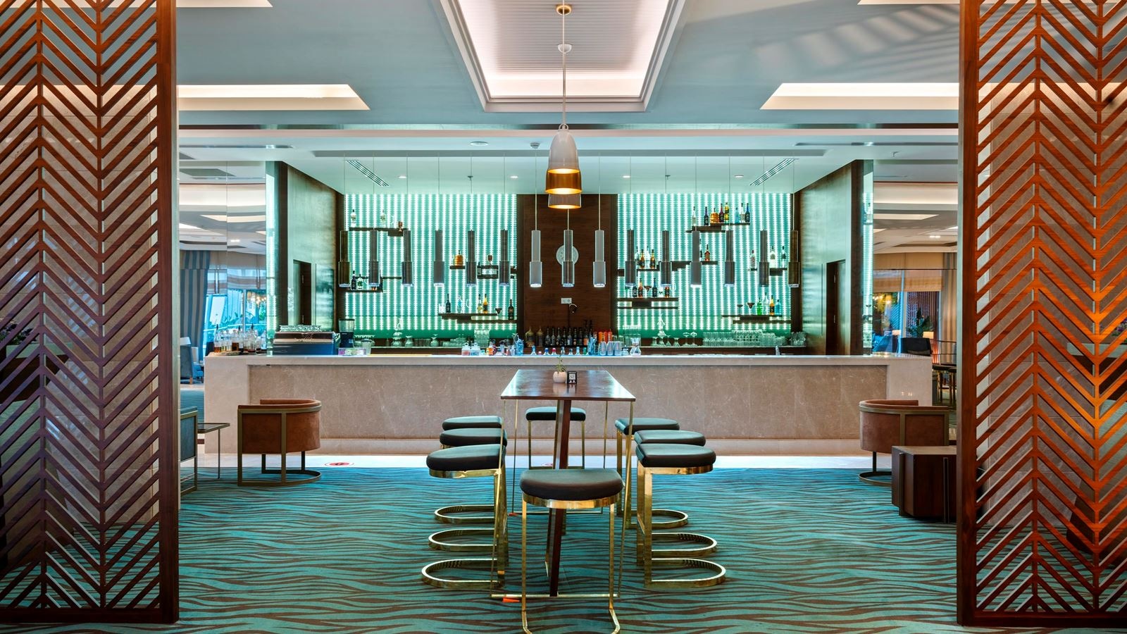 bars-lobby