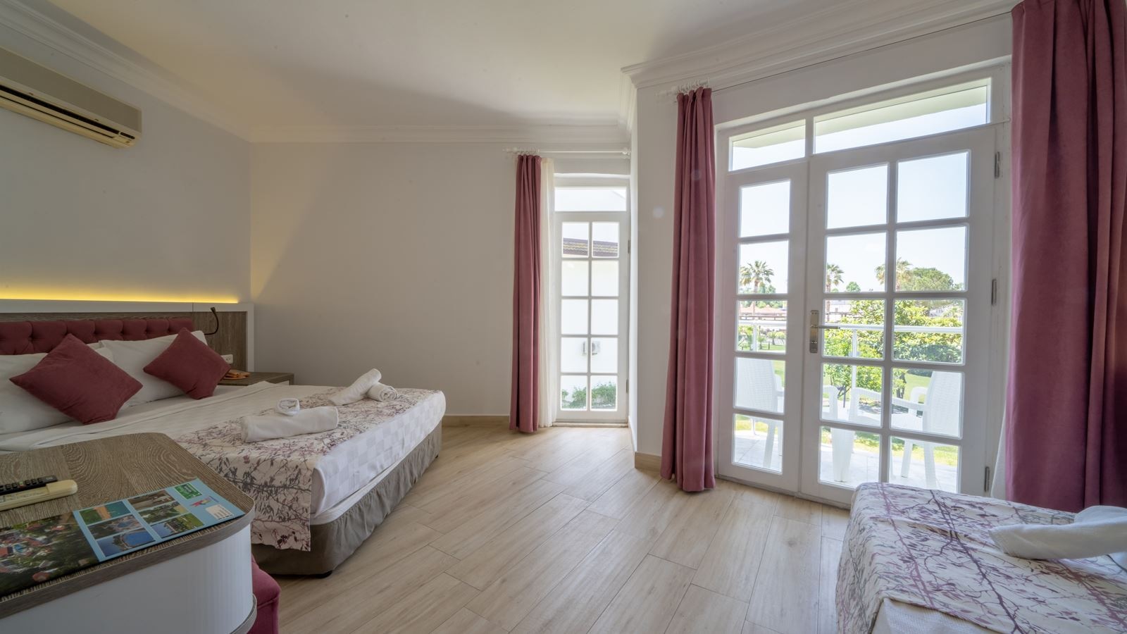 rooms-standard-room