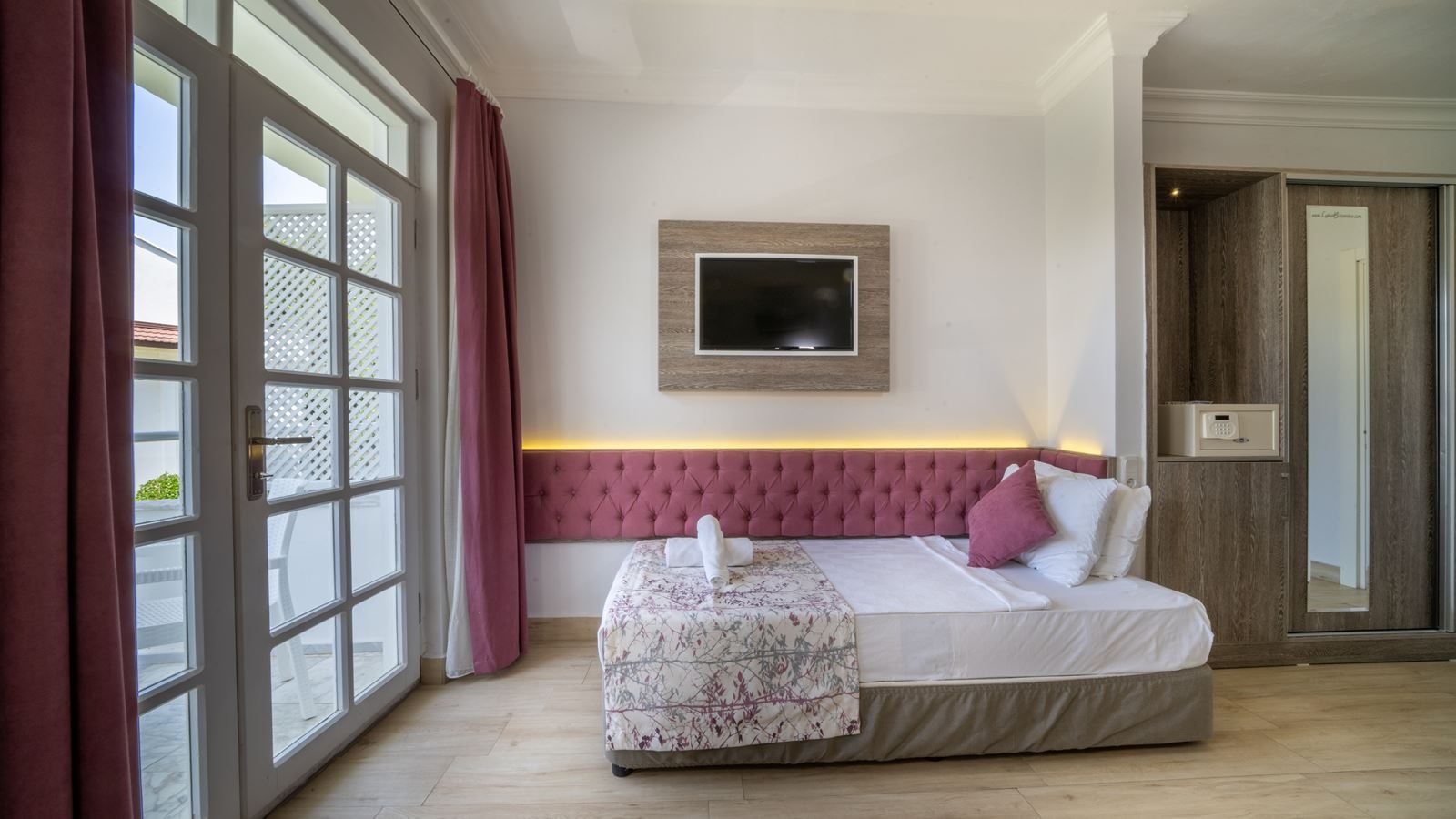 rooms-standard-room