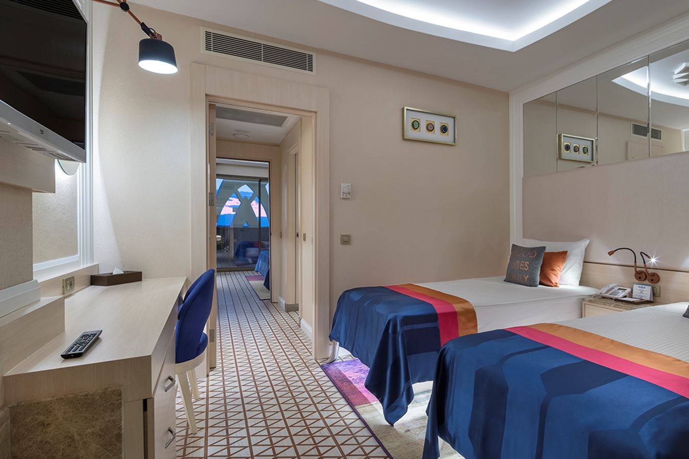rooms-family-room
