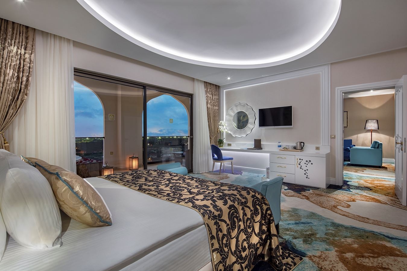 rooms-king-suite