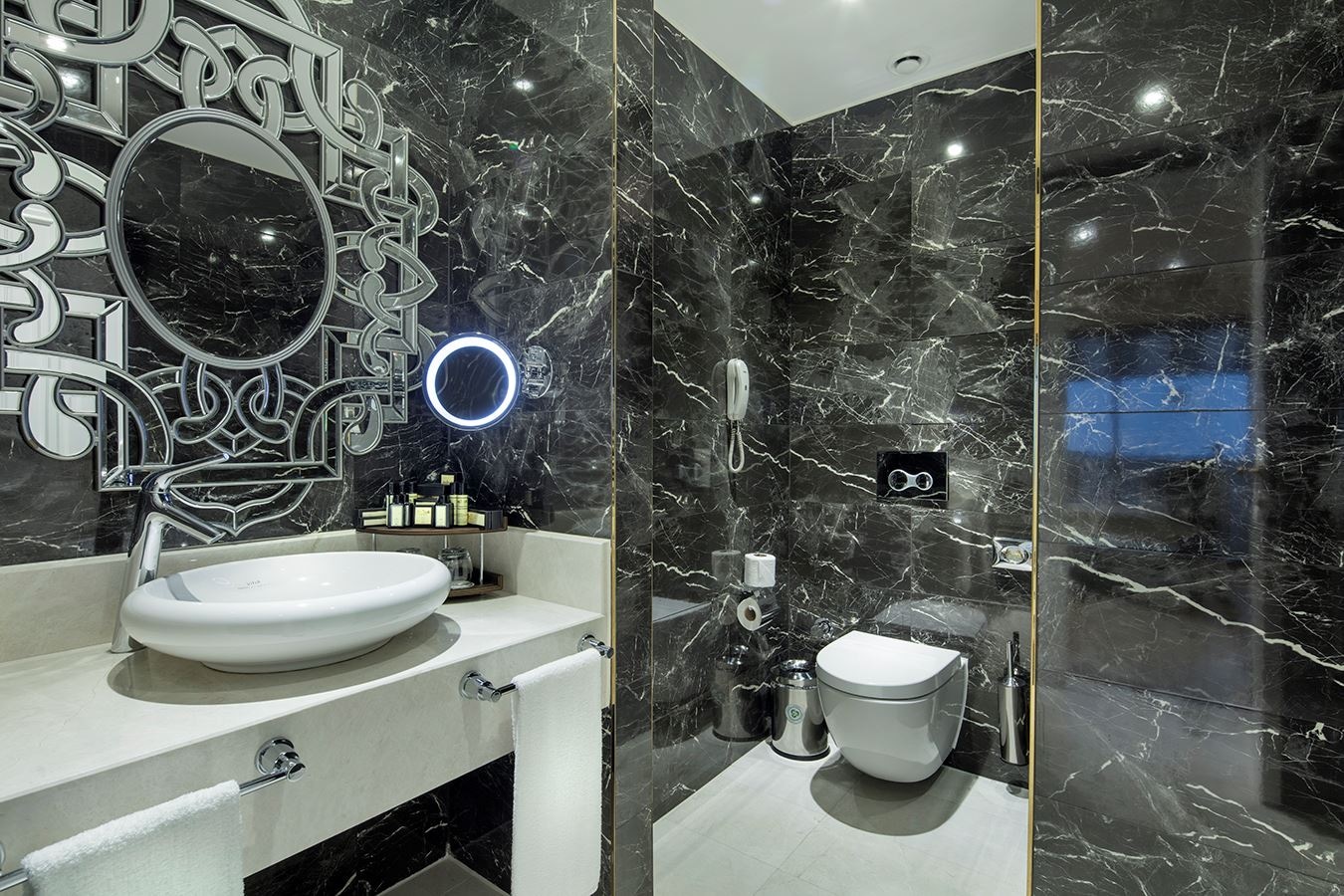 rooms-senior-suite