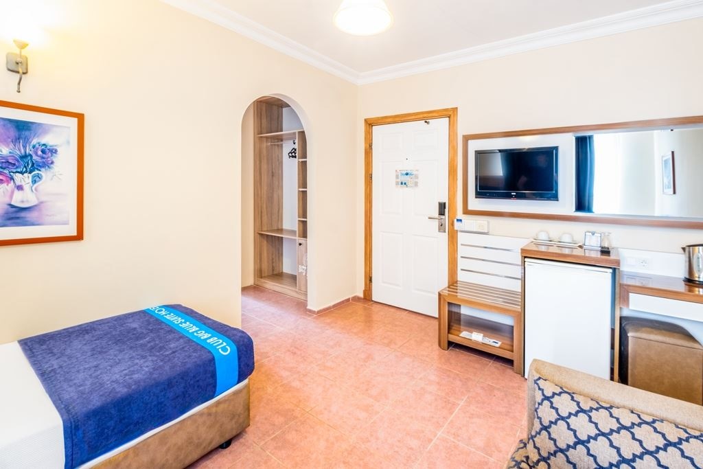 rooms-family-room