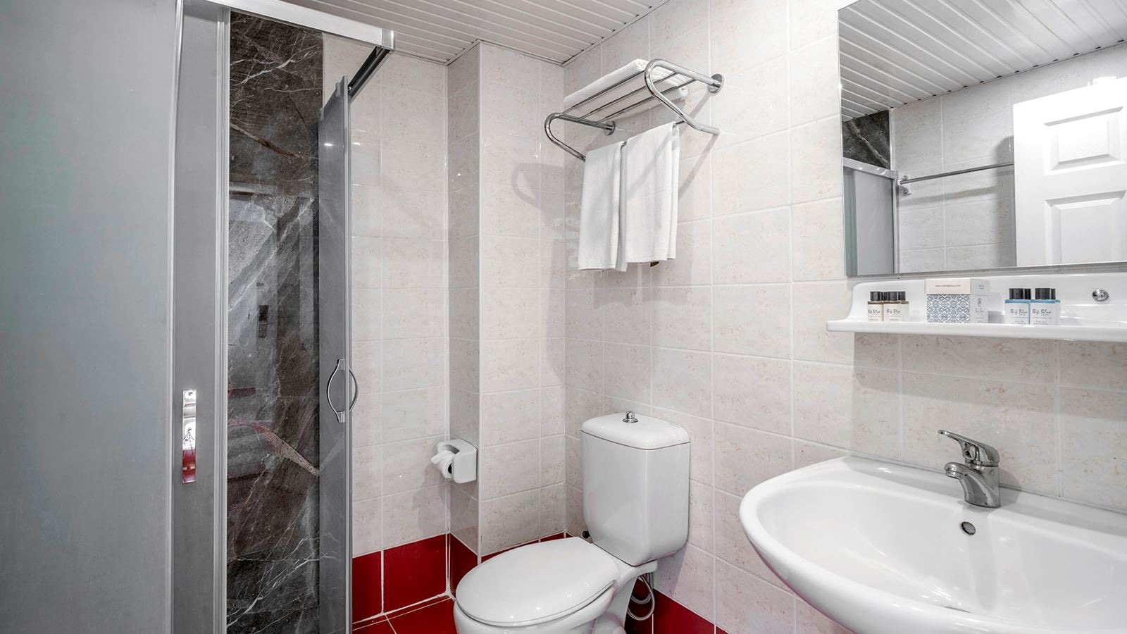 rooms-family-room