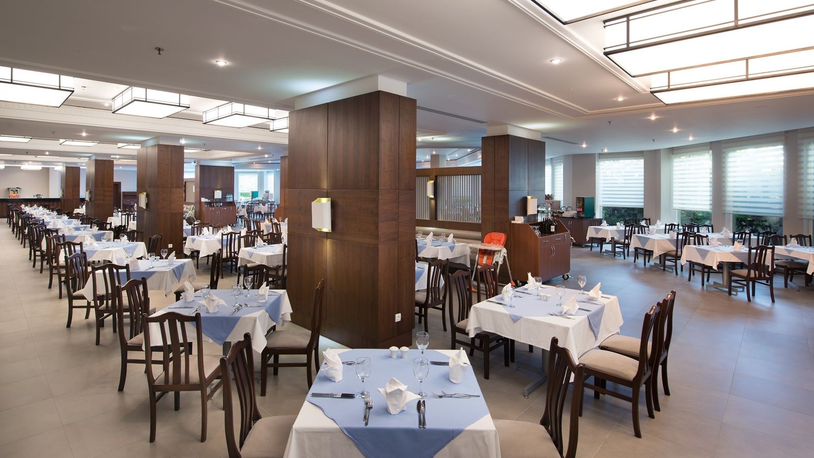 restaurants-main-restaurant