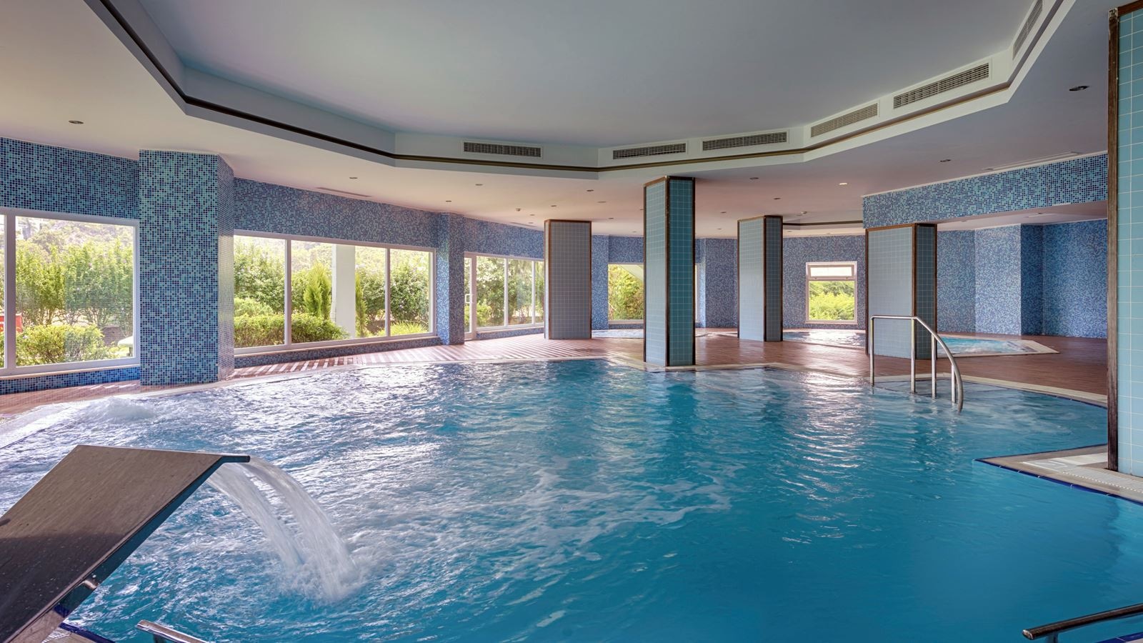 pools-indoor-pool