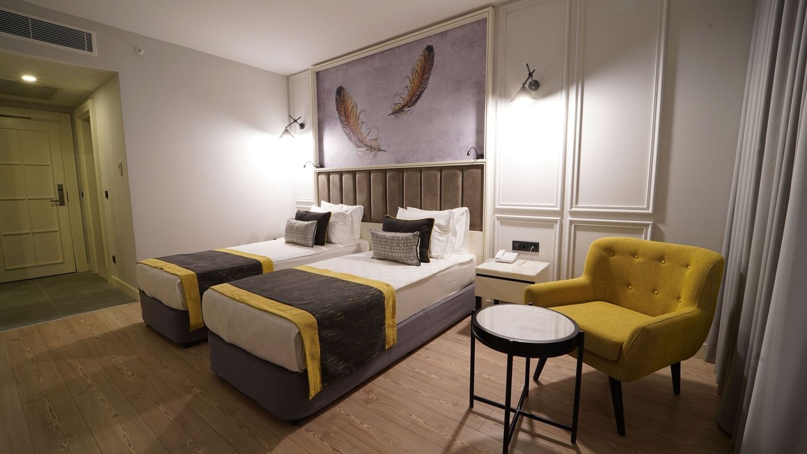 rooms-economy-room