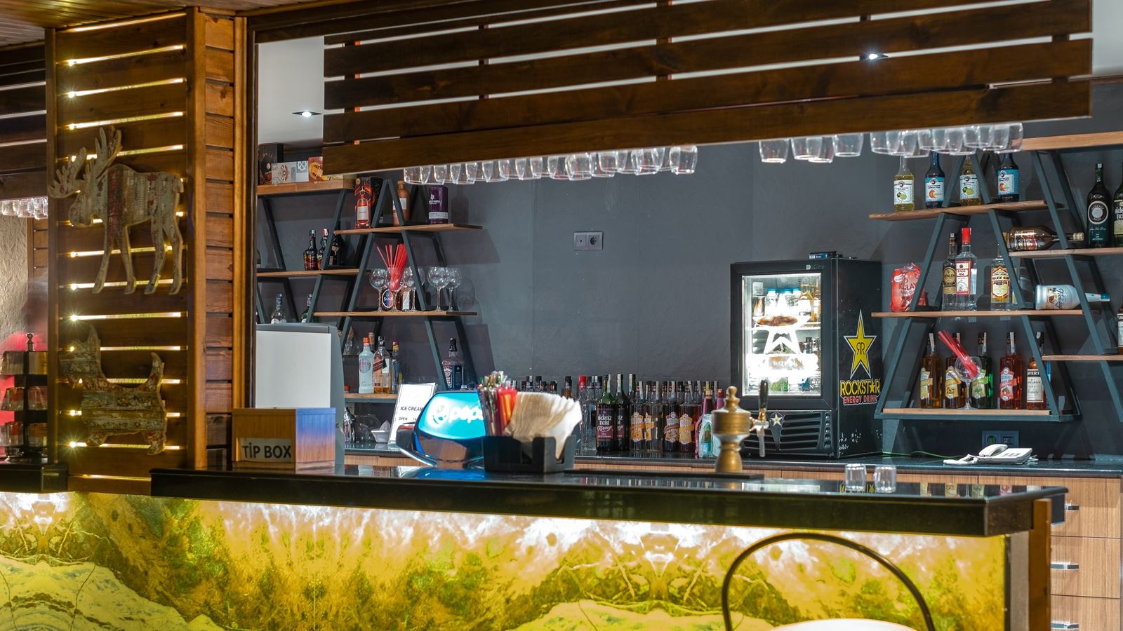 bars-pool-bar