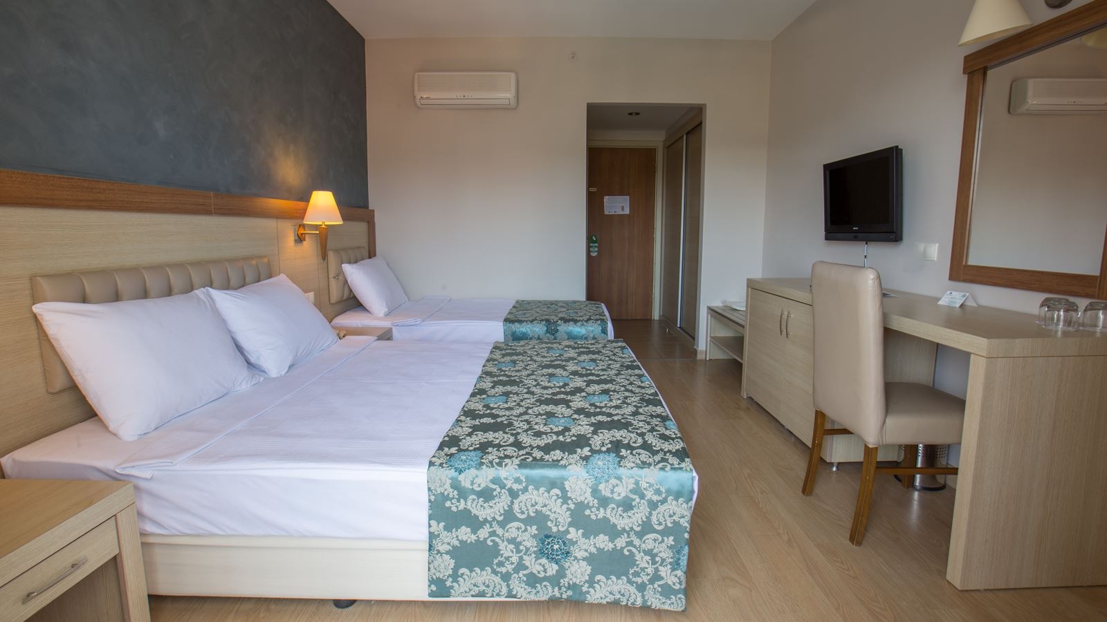 rooms-standard-room