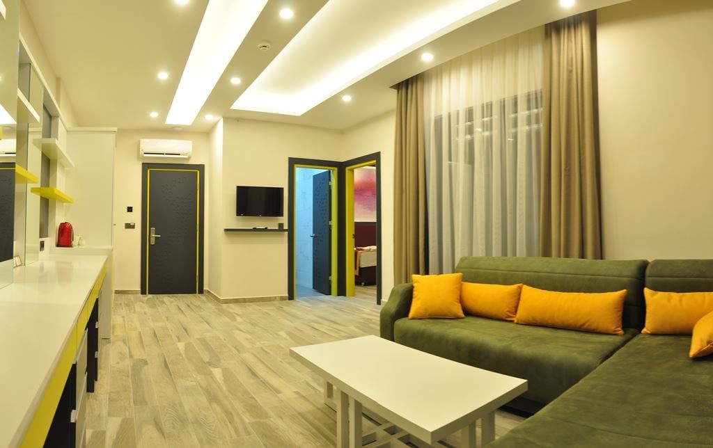 rooms-suite-room