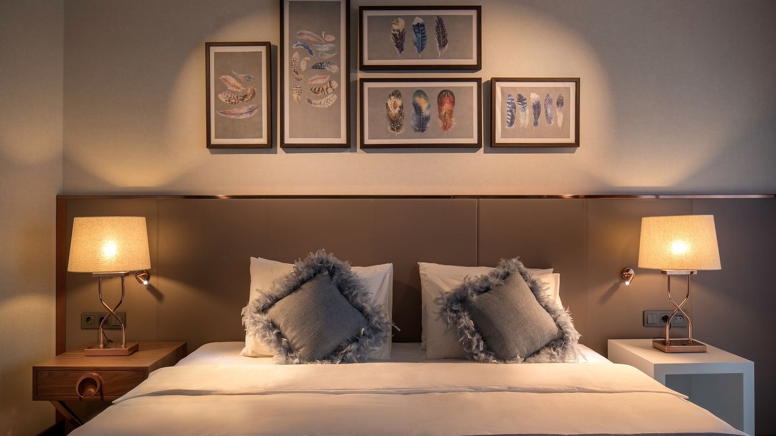 rooms-superior-room