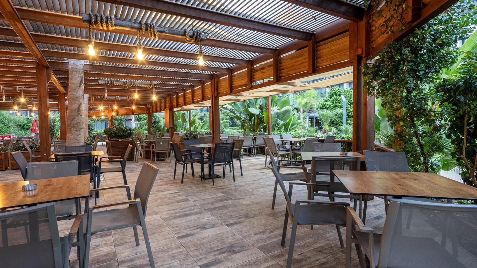 bars-pool-bar