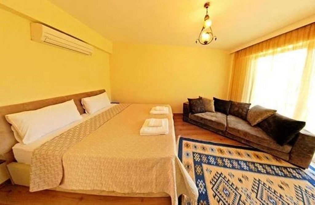 rooms-superior-roof-room