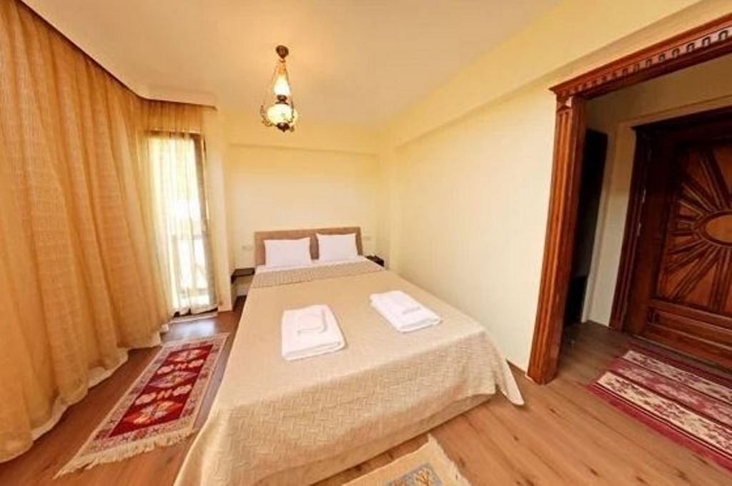 rooms-family-room-two-bedrooms