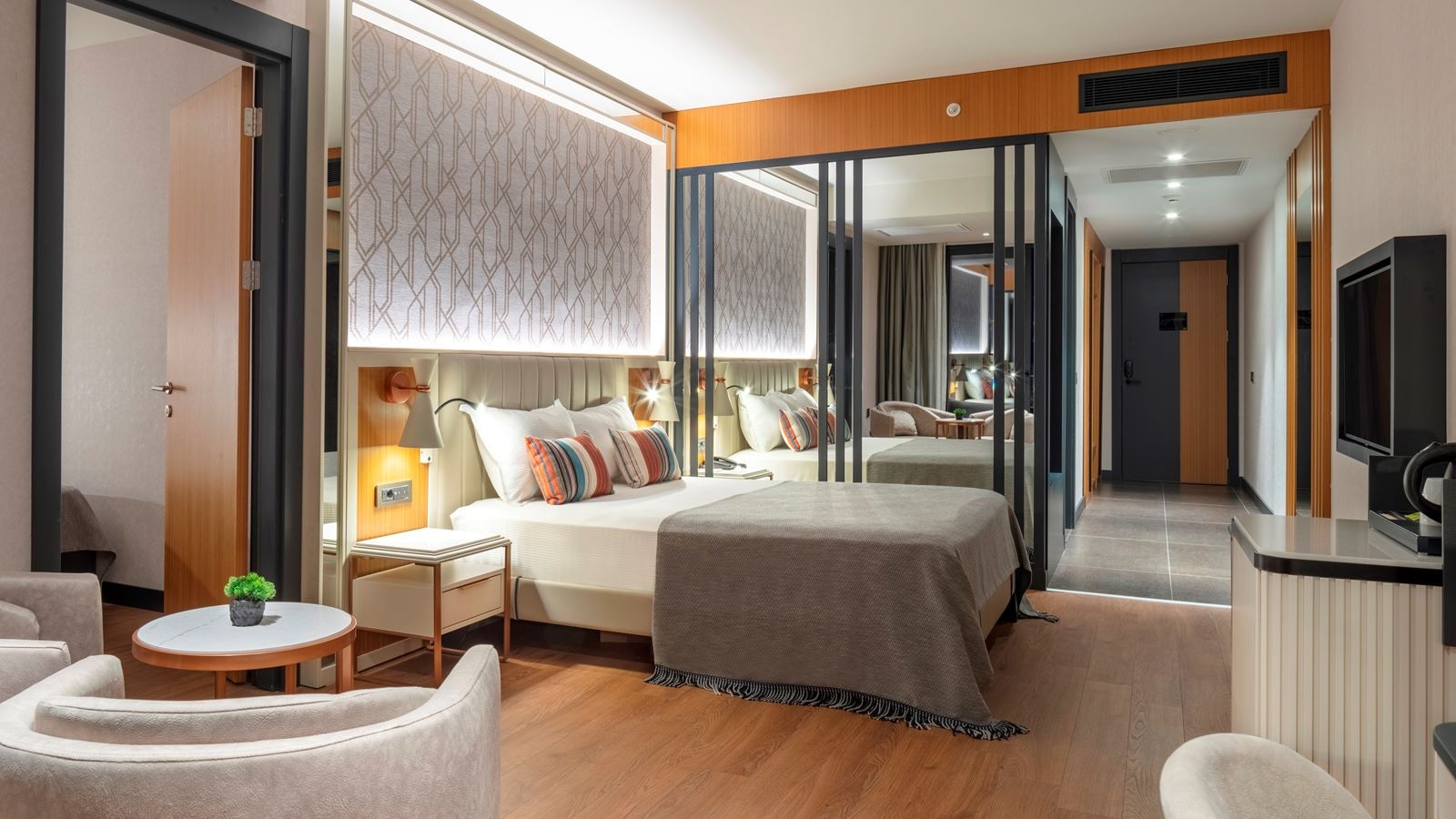 rooms-family-room-sea-view
